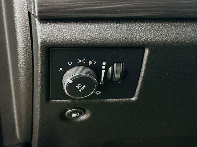 used 2022 Jeep Grand Cherokee car, priced at $23,347