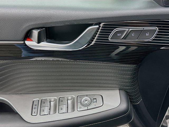used 2024 Hyundai Palisade car, priced at $41,197