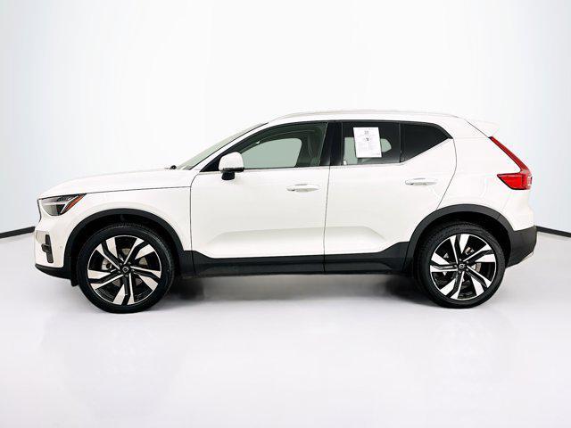used 2025 Volvo XC40 car, priced at $32,397
