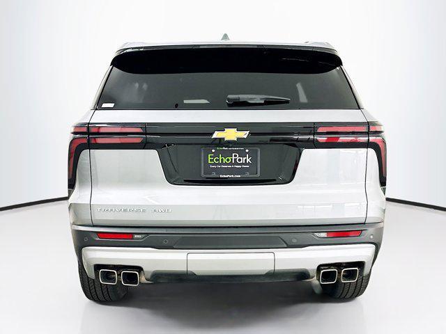 used 2025 Chevrolet Traverse car, priced at $39,197