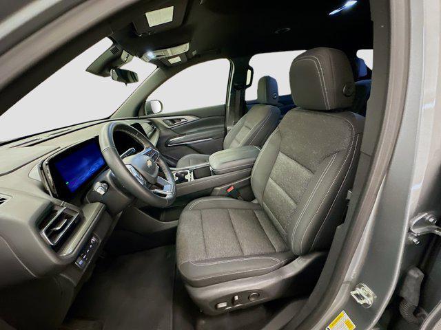 used 2025 Chevrolet Traverse car, priced at $39,197