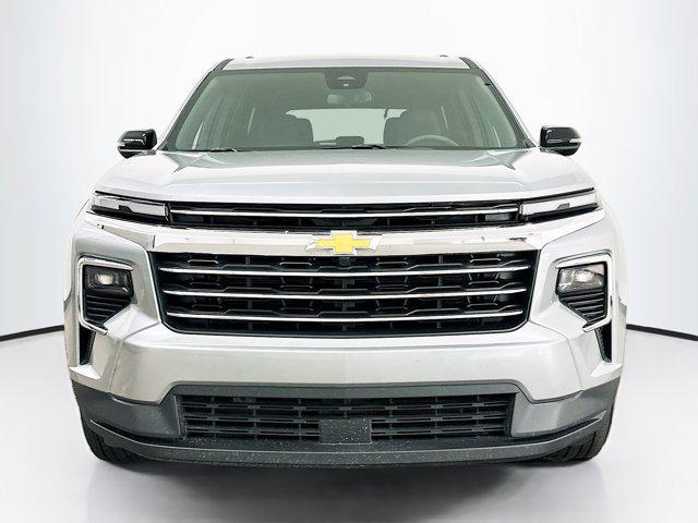 used 2025 Chevrolet Traverse car, priced at $39,197
