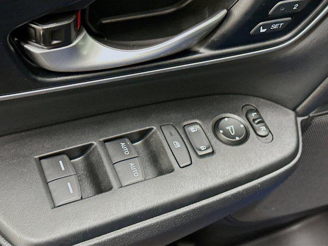 used 2021 Honda CR-V car, priced at $29,299