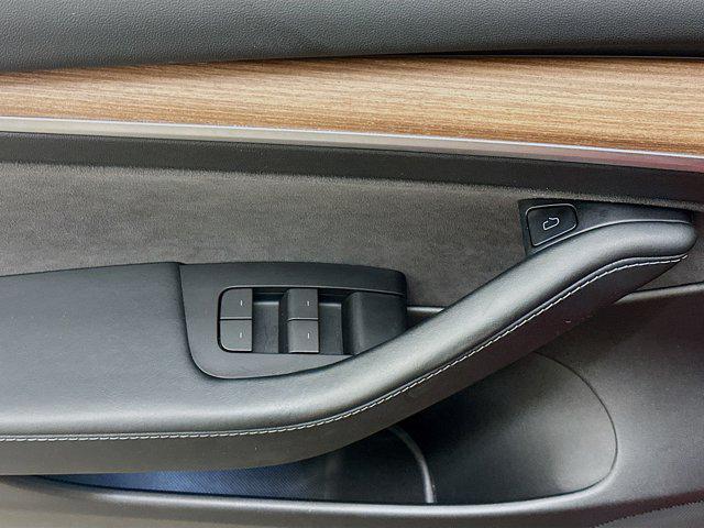 used 2022 Tesla Model 3 car, priced at $25,999