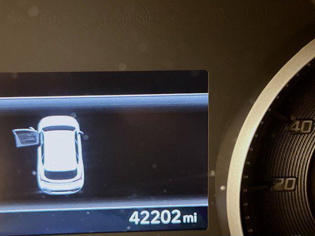 used 2023 Hyundai Santa Fe car, priced at $21,996