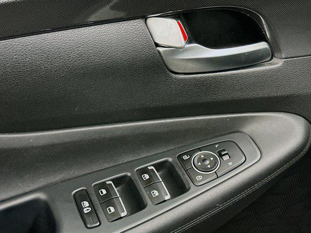 used 2023 Hyundai Santa Fe car, priced at $24,310