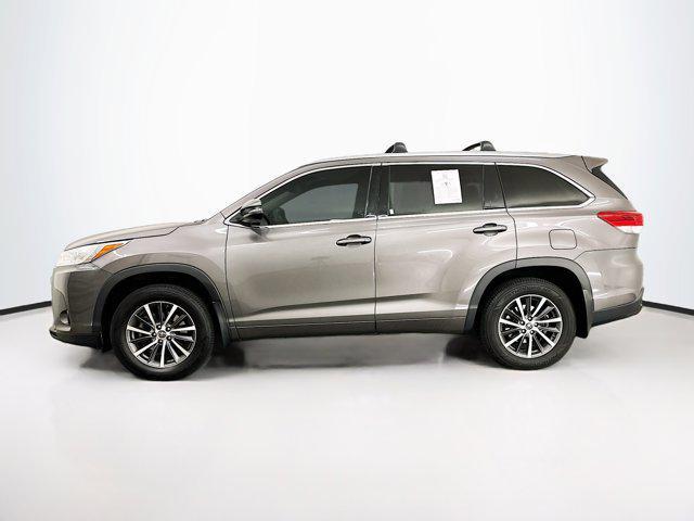 used 2018 Toyota Highlander car, priced at $19,109