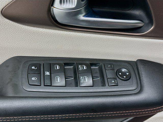 used 2018 Chrysler Pacifica car, priced at $14,599