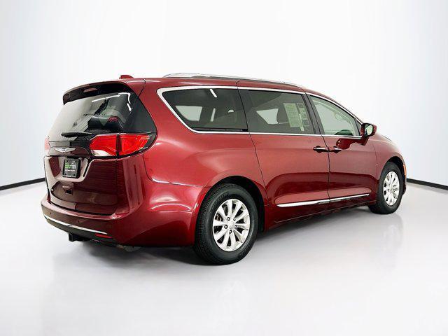 used 2018 Chrysler Pacifica car, priced at $14,599