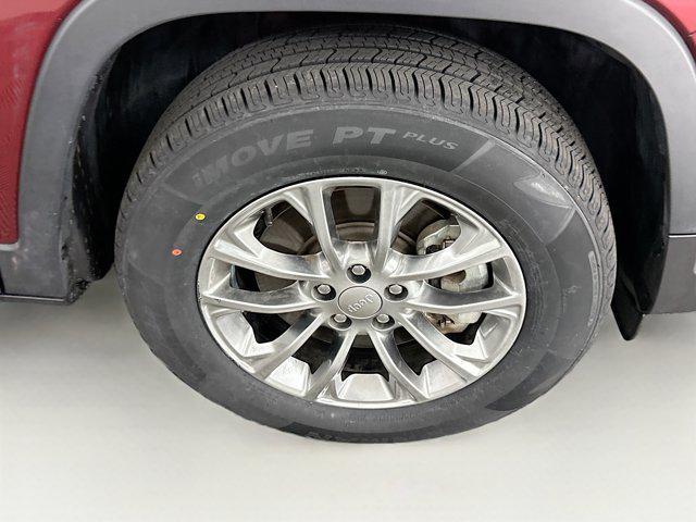 used 2021 Jeep Cherokee car, priced at $22,697