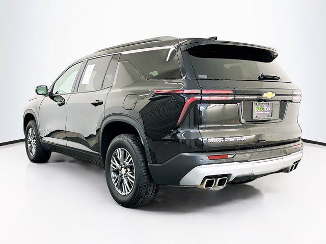 used 2025 Chevrolet Traverse car, priced at $35,996