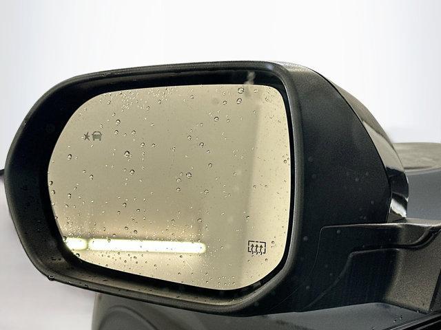 used 2025 Chevrolet Traverse car, priced at $35,996