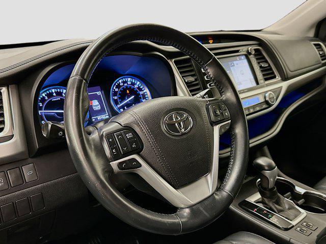 used 2018 Toyota Highlander car, priced at $25,499