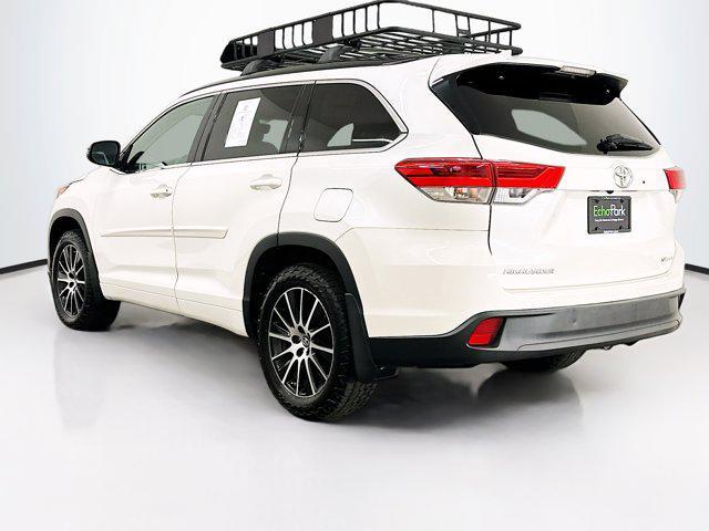 used 2018 Toyota Highlander car, priced at $25,499