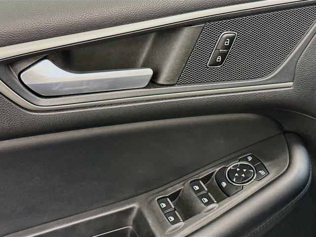 used 2023 Ford Edge car, priced at $20,487