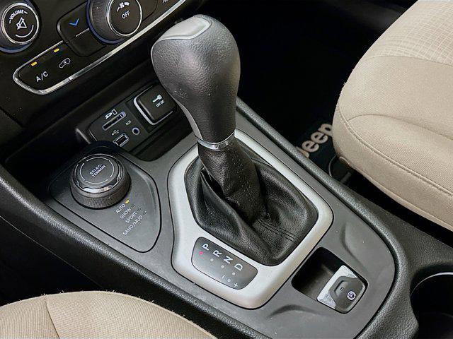 used 2015 Jeep Cherokee car, priced at $12,499