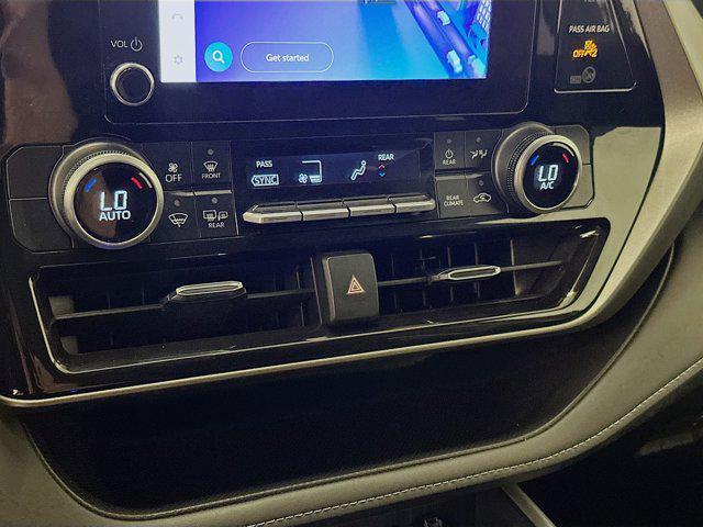 used 2024 Toyota Highlander car, priced at $35,597