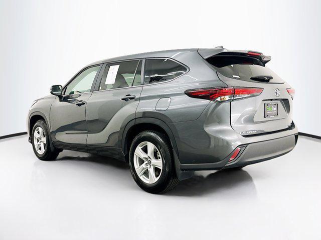 used 2024 Toyota Highlander car, priced at $35,597