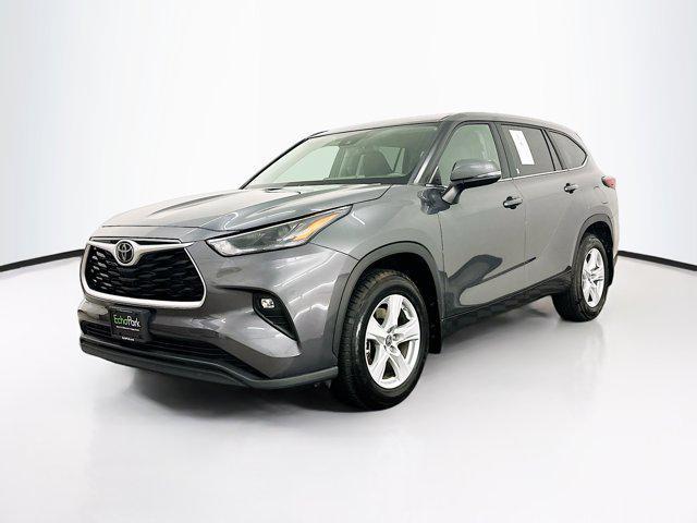 used 2024 Toyota Highlander car, priced at $35,597