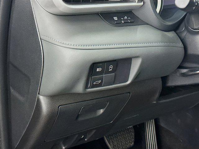 used 2024 Toyota Highlander car, priced at $35,597