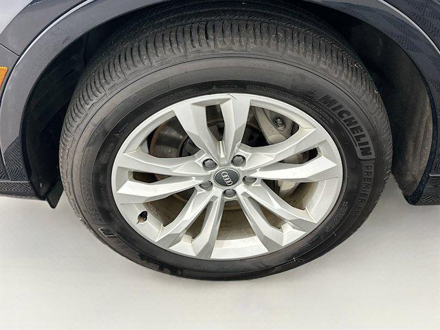 used 2017 Audi Q7 car, priced at $13,696