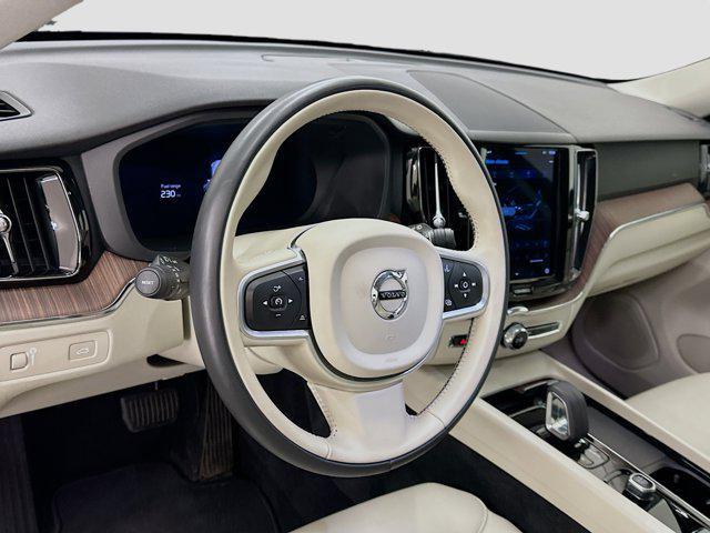 used 2022 Volvo XC60 car, priced at $31,797