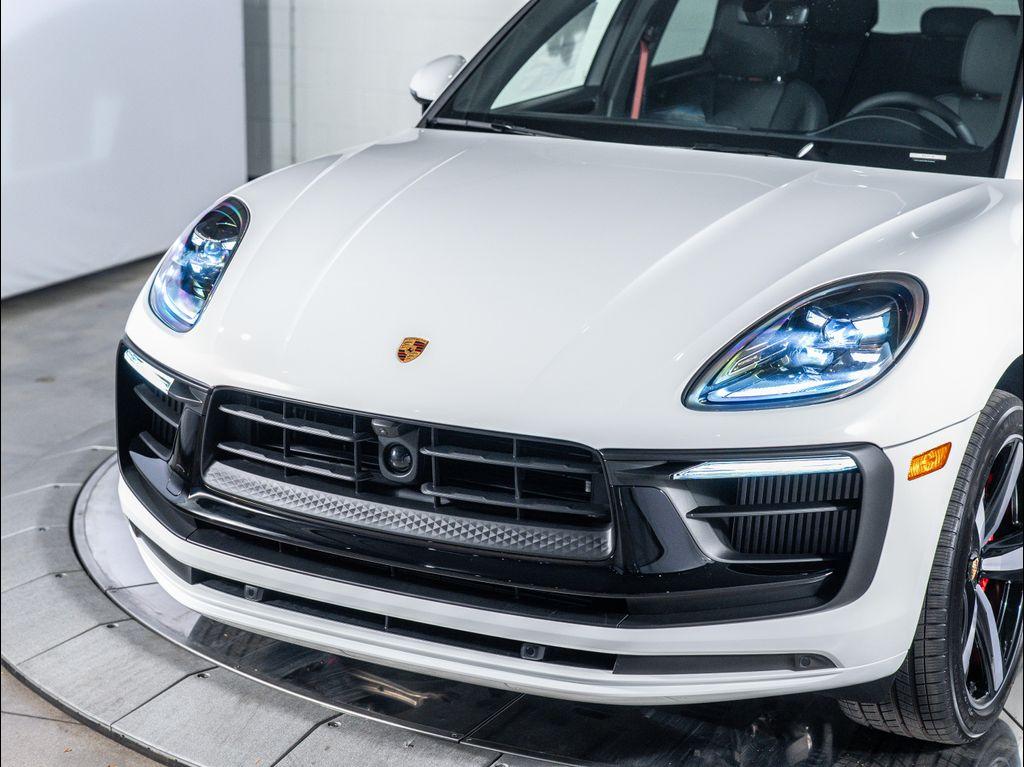 new 2025 Porsche Macan car, priced at $96,035