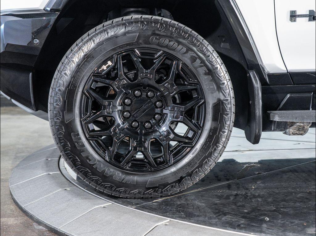 used 2025 GMC HUMMER EV SUV car, priced at $85,995