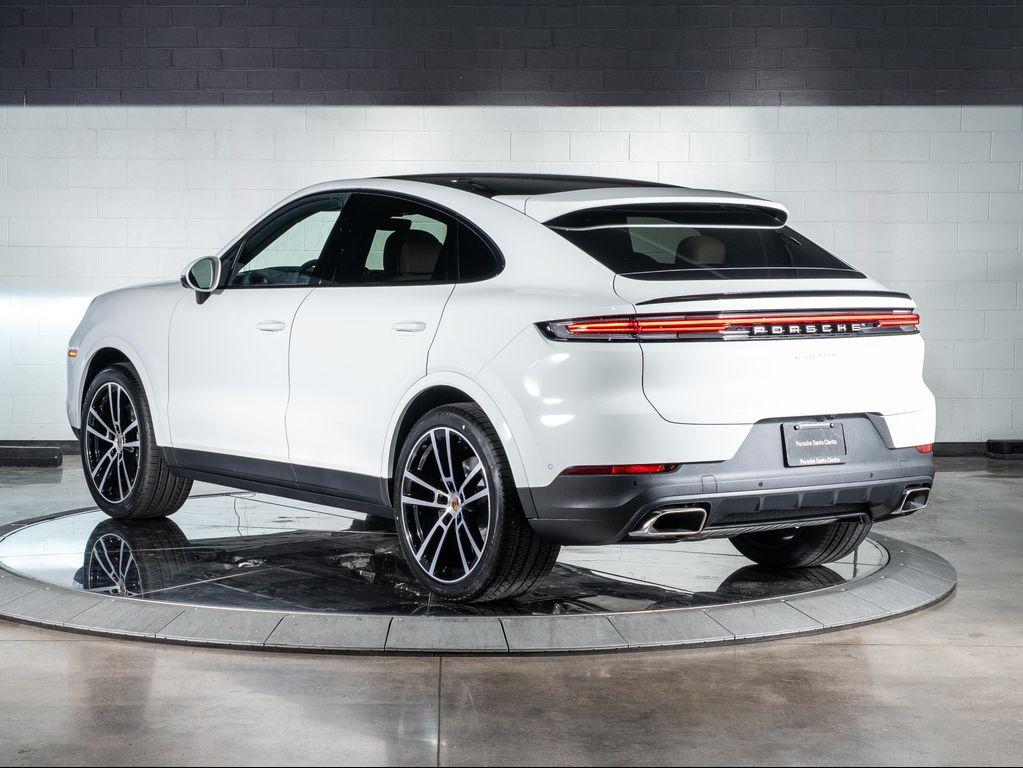 new 2025 Porsche Cayenne car, priced at $105,065
