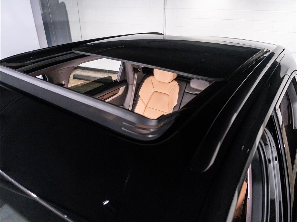 new 2025 Porsche Cayenne car, priced at $109,405