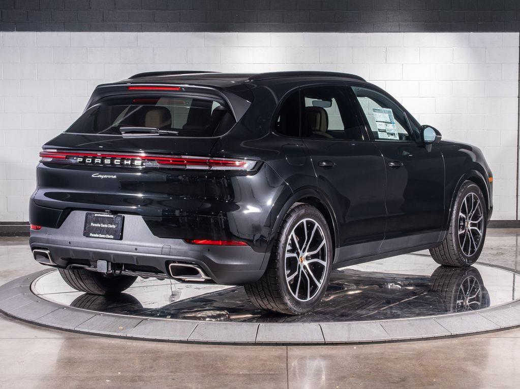 new 2025 Porsche Cayenne car, priced at $109,405