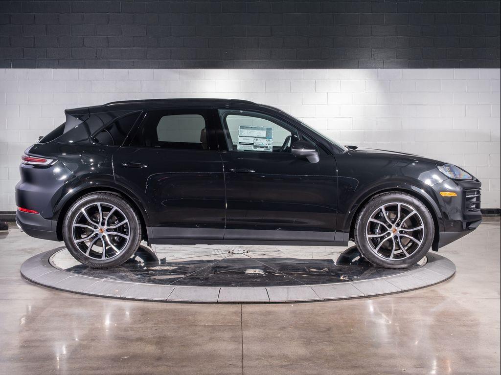 new 2025 Porsche Cayenne car, priced at $109,405