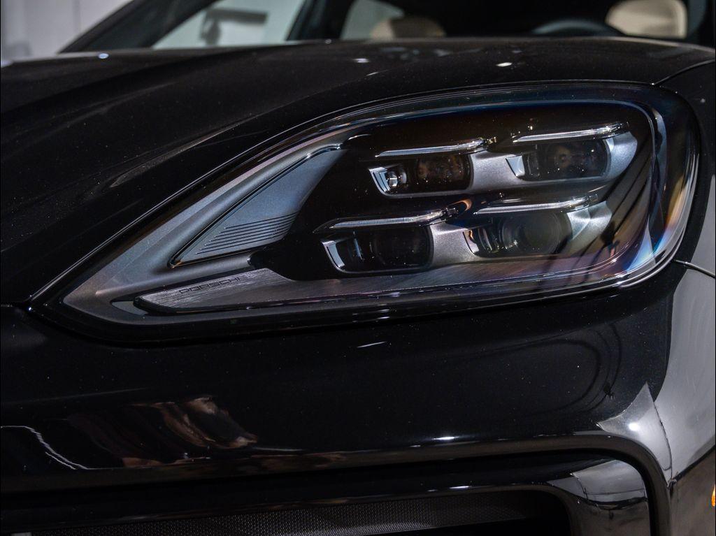 new 2025 Porsche Cayenne car, priced at $109,405