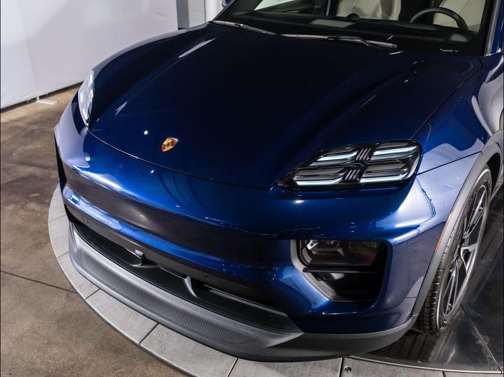 new 2025 Porsche Macan car, priced at $106,125