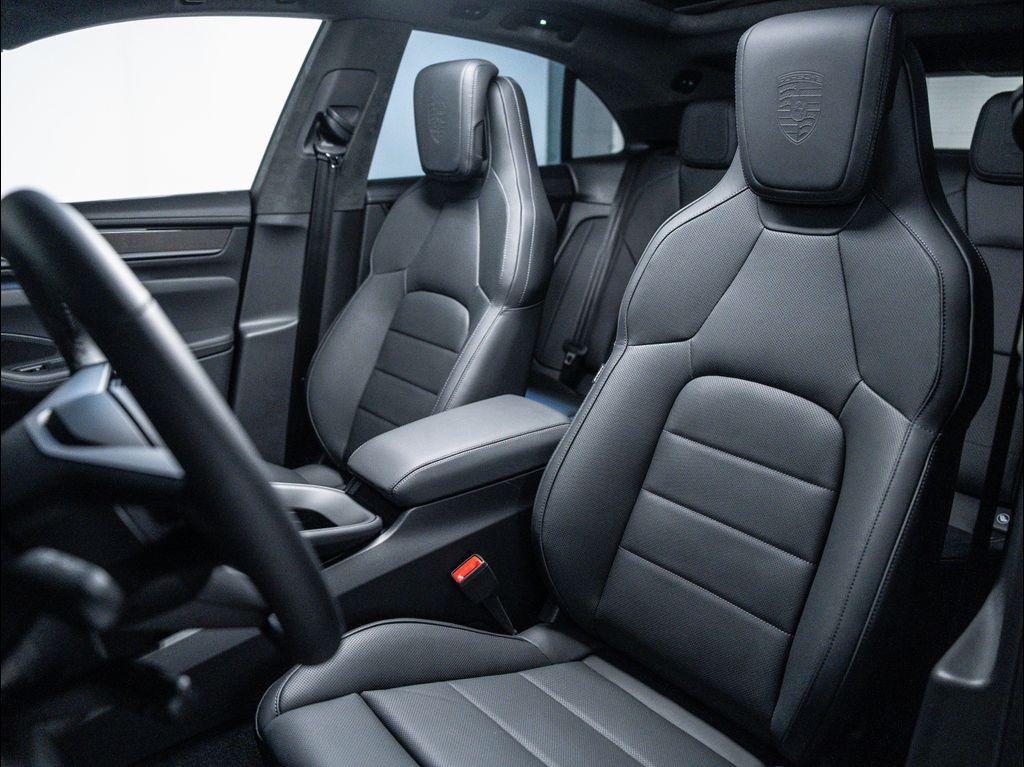 new 2025 Porsche Macan car, priced at $141,925