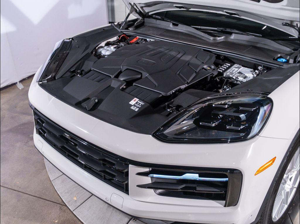 new 2025 Porsche Cayenne car, priced at $99,005