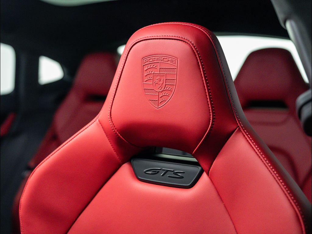 new 2026 Porsche Panamera car, priced at $178,900