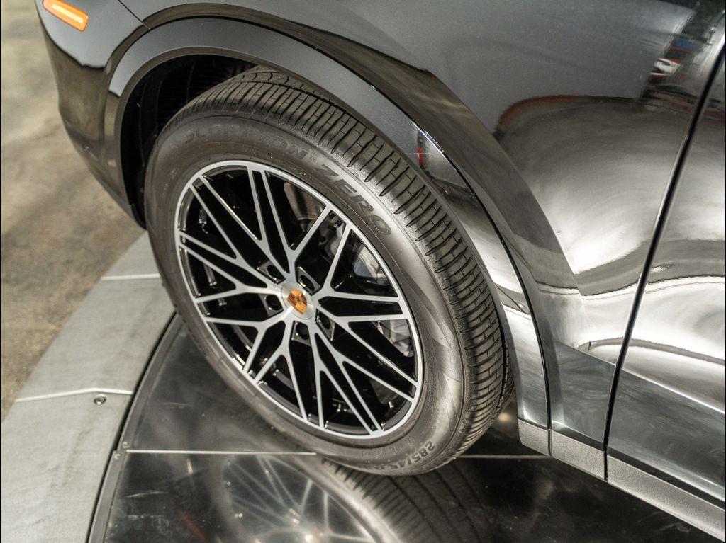 used 2025 Porsche Cayenne car, priced at $86,995