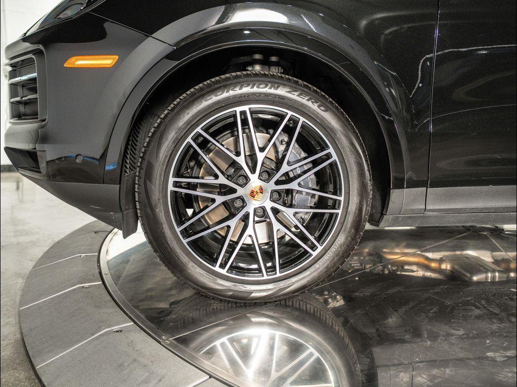 used 2025 Porsche Cayenne car, priced at $86,995