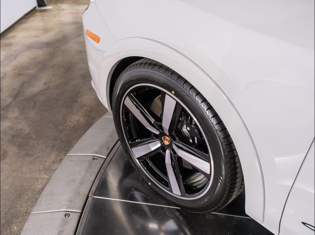 new 2025 Porsche Cayenne car, priced at $161,575