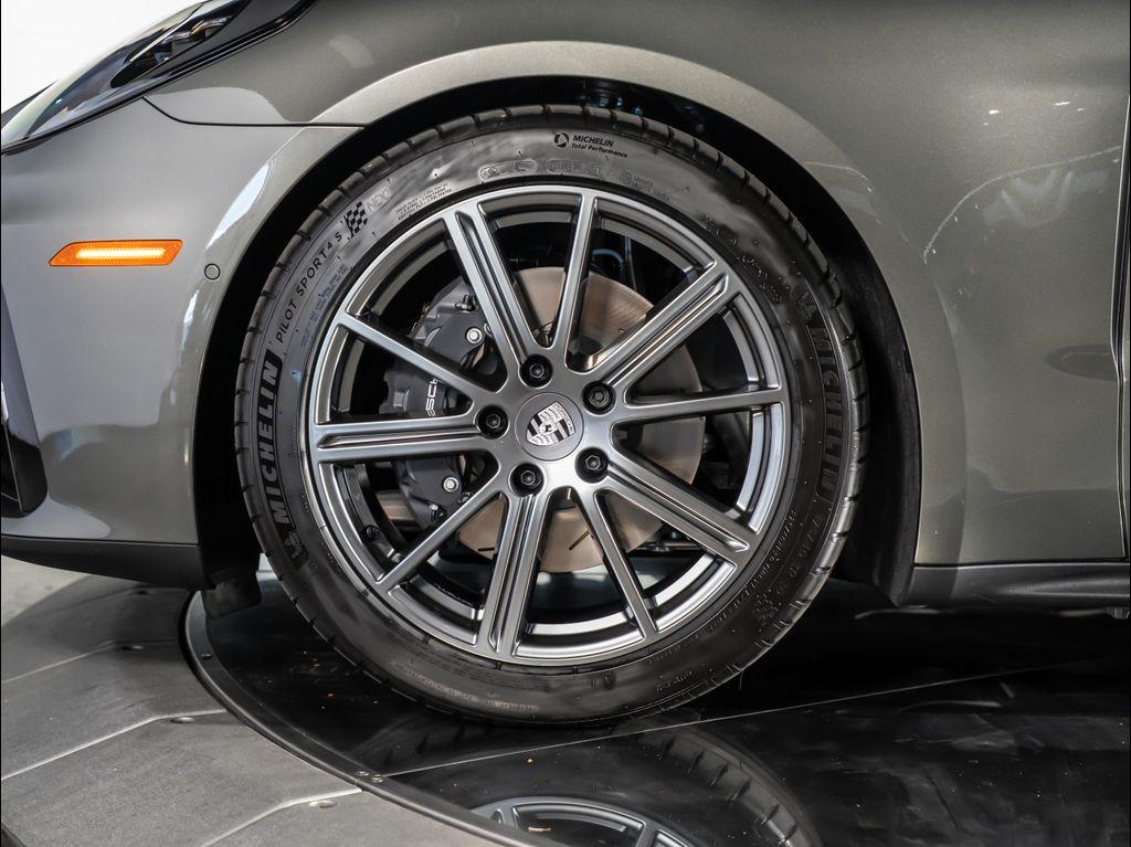 new 2026 Porsche Panamera car, priced at $128,920