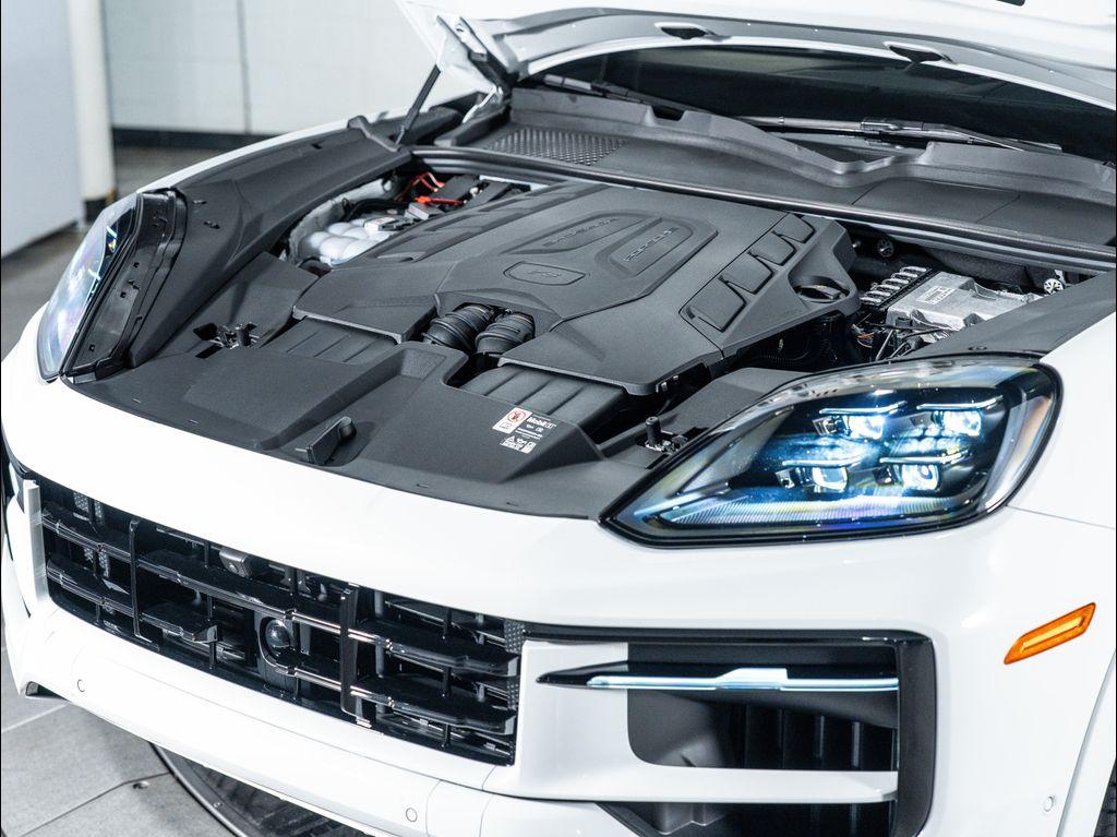 new 2025 Porsche Cayenne car, priced at $154,935