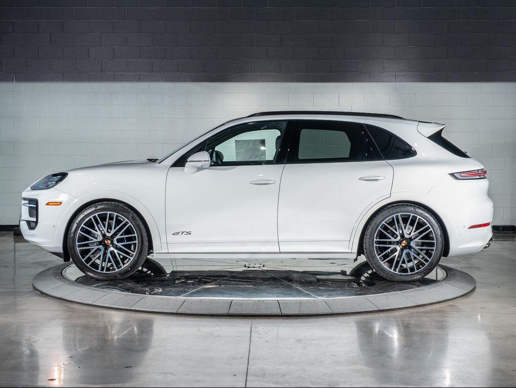 new 2025 Porsche Cayenne car, priced at $154,935
