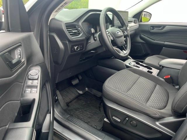 used 2023 Ford Escape car, priced at $25,800