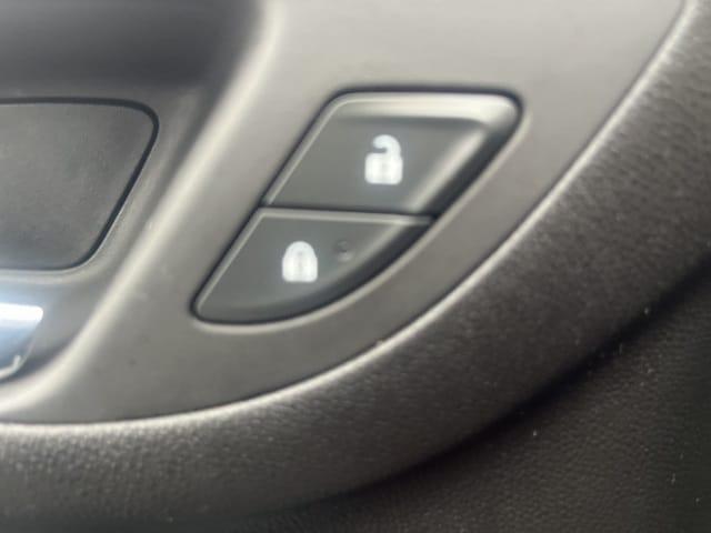 used 2022 Chevrolet Equinox car, priced at $24,200