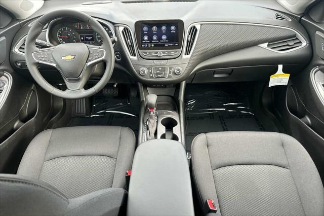 new 2025 Chevrolet Malibu car, priced at $28,740