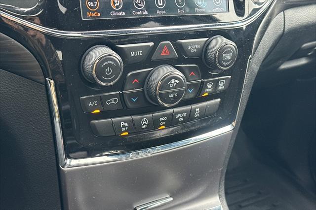 used 2021 Jeep Grand Cherokee car, priced at $20,990