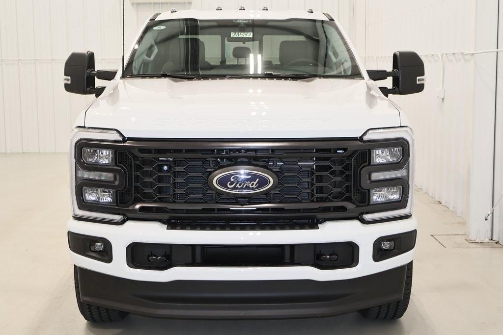 new 2024 Ford F-350 car, priced at $58,160