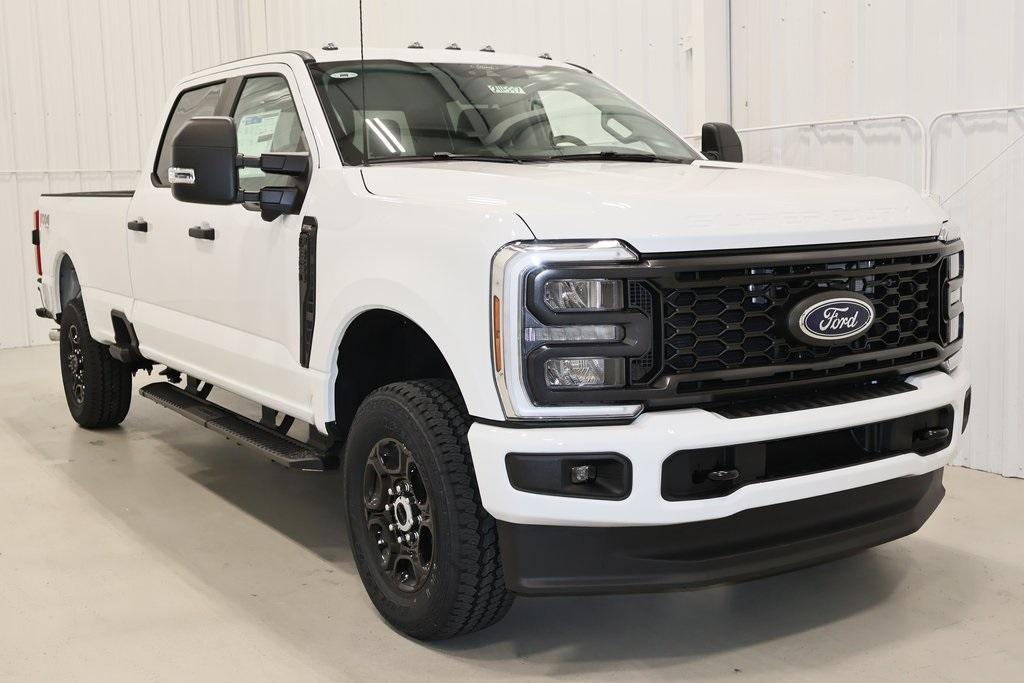 new 2024 Ford F-350 car, priced at $58,160