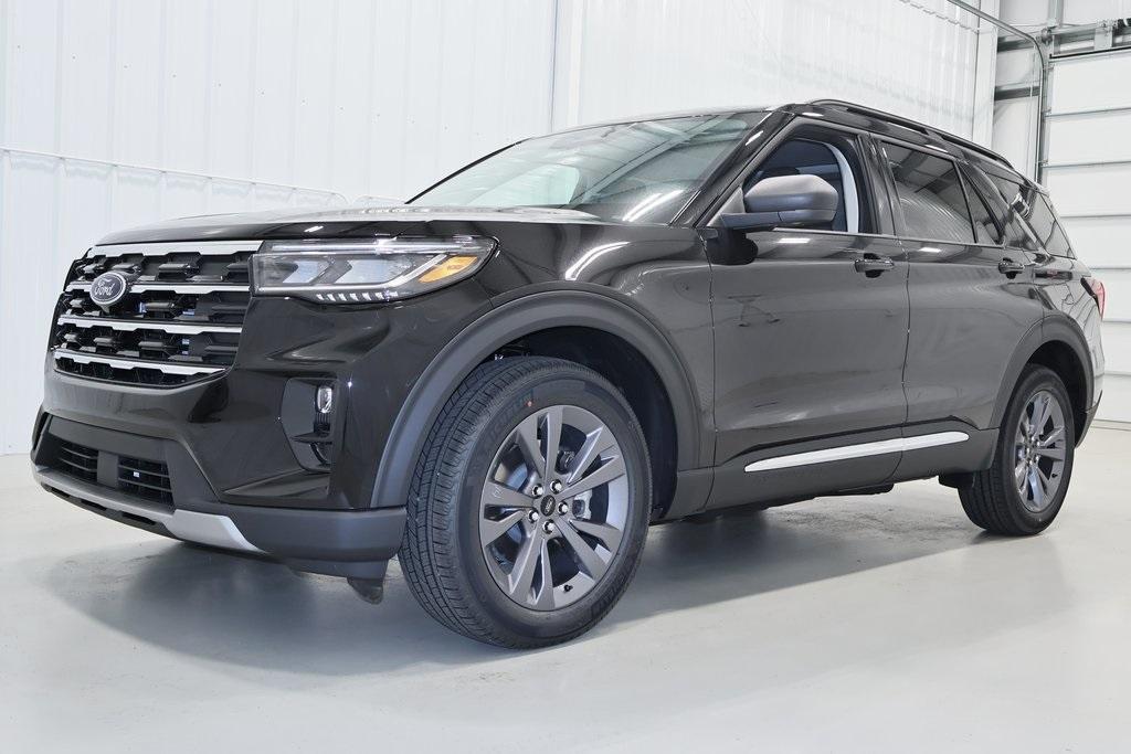 new 2025 Ford Explorer car, priced at $47,152